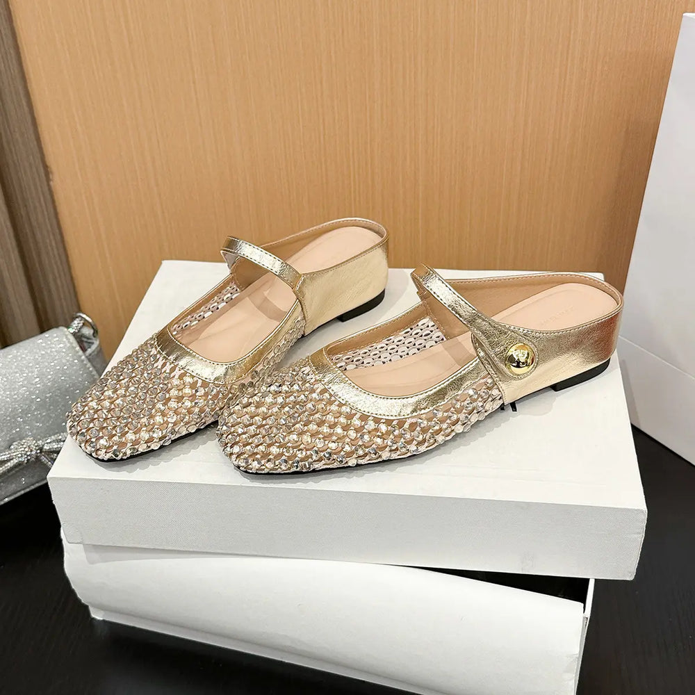 <p>The Pair Everyone’s Talking About ❤️</p>