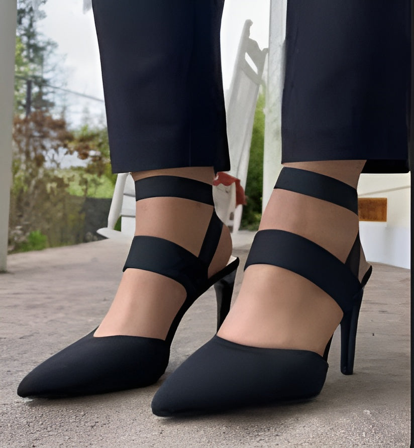 <p>The Heels Everyone’s Talking About ❤️</p>